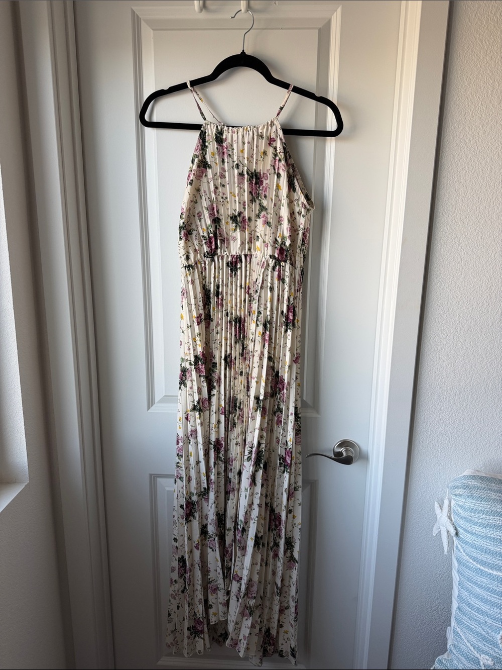 SHEIN Cream Maxi Dress with Pink Floral Print